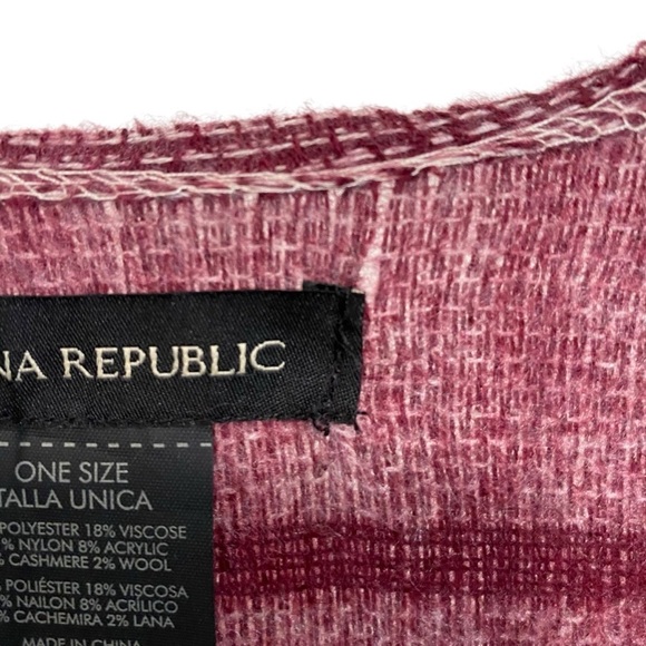 BANANA REPUBLIC - NWT - ONE SIZE MARIANA PLAID-RED WRAP KIMONO BLANKET - Picture 9 of 9